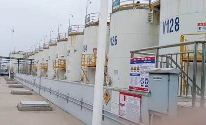 Outdoor solvent storage tanks